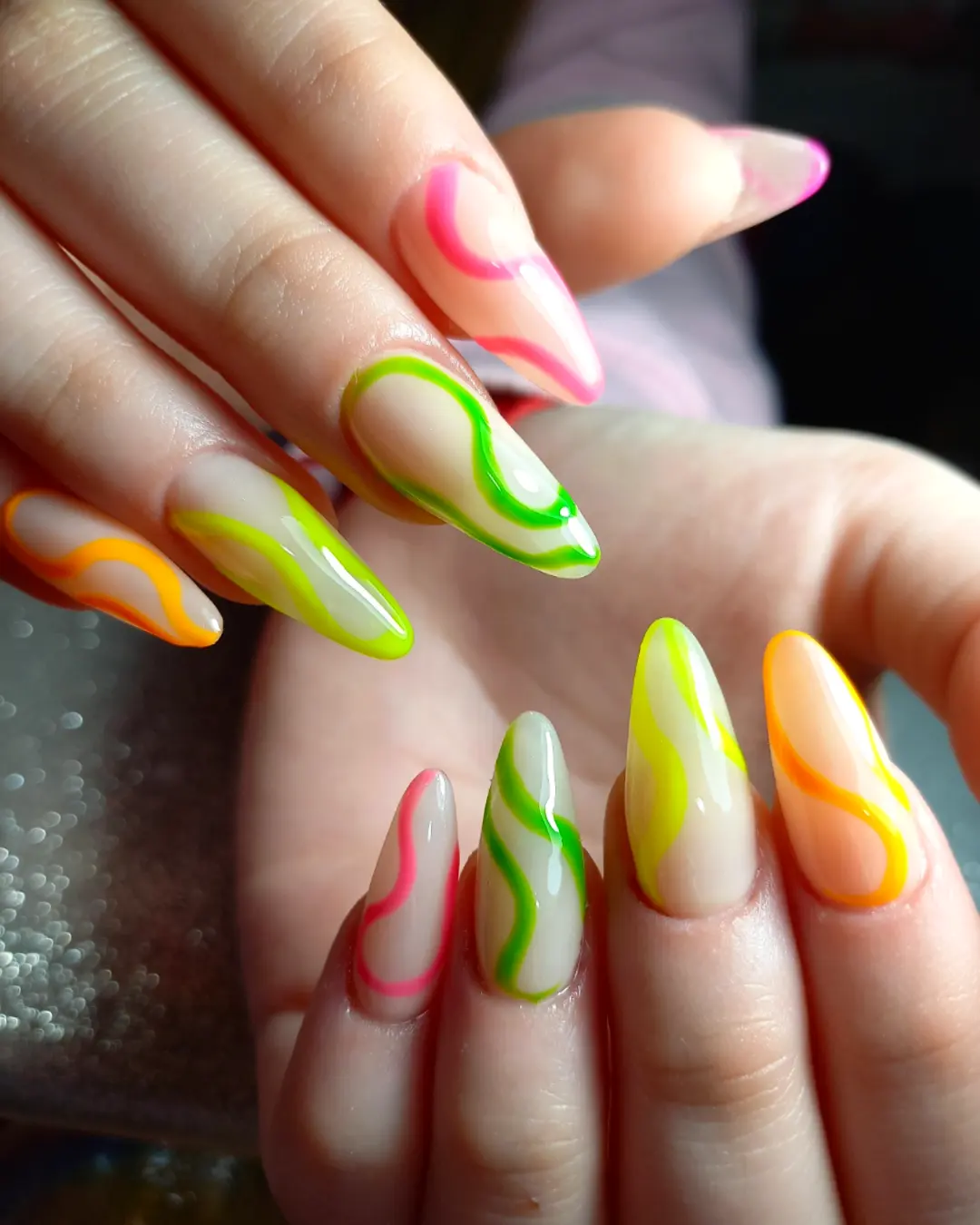 Trabajo de nail art realizado por Fer Cáceres en Ushuaia 9