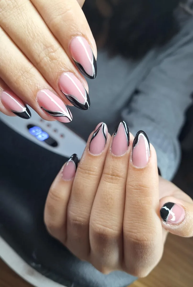 Trabajo de nail art realizado por Fer Cáceres en Ushuaia 16