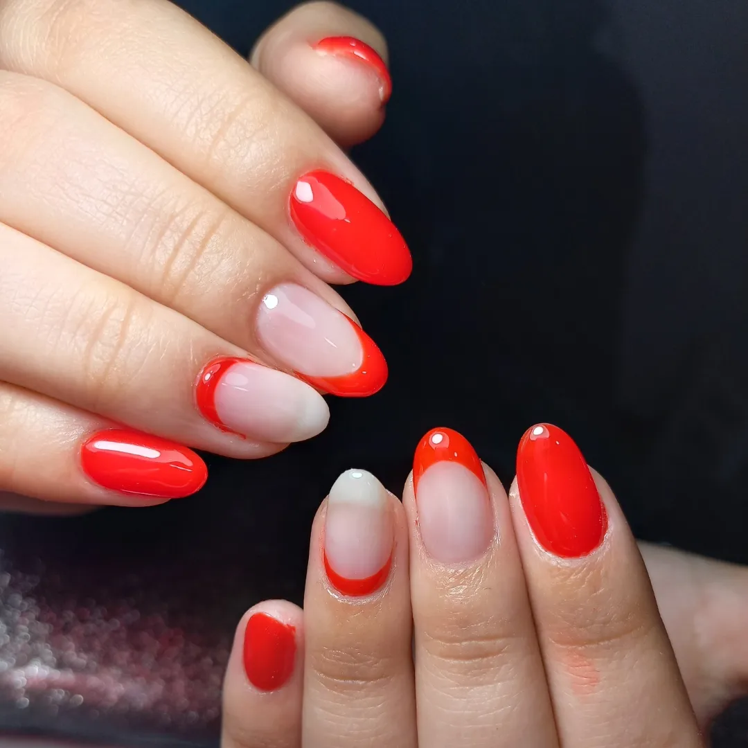 Trabajo de nail art realizado por Fer Cáceres en Ushuaia 7